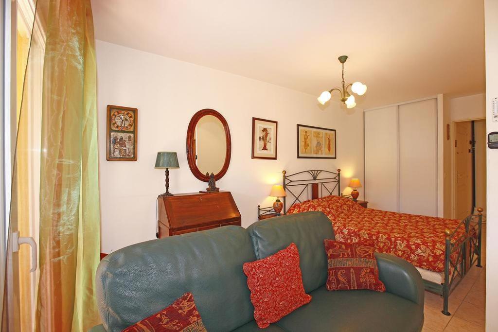 Appartement 3 Personnes Avec Coin Nuit Avec Terrasse Et Parking Quartier Du Port De Nice นีซ ภายนอก รูปภาพ