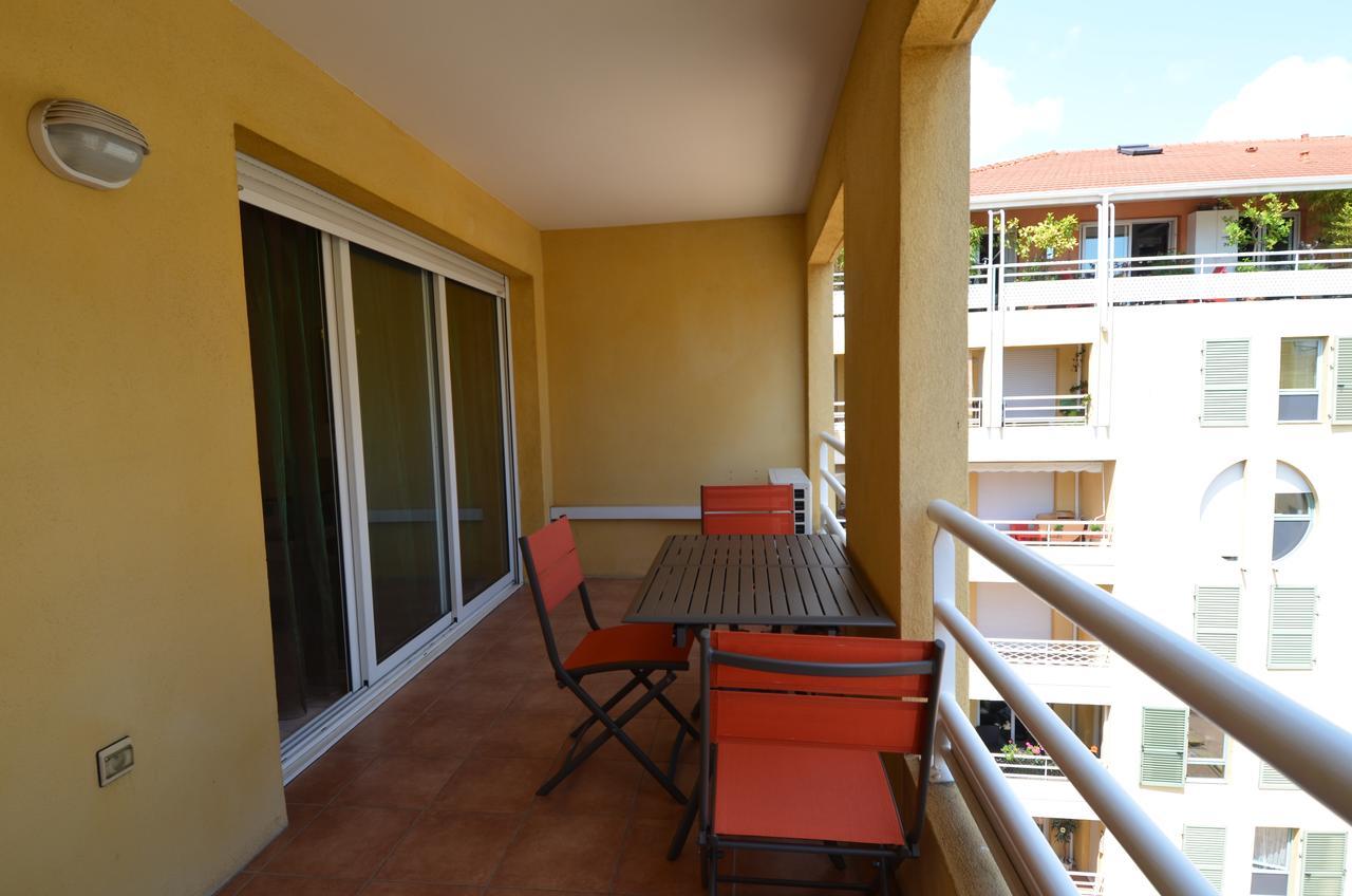 Appartement 3 Personnes Avec Coin Nuit Avec Terrasse Et Parking Quartier Du Port De Nice นีซ ภายนอก รูปภาพ