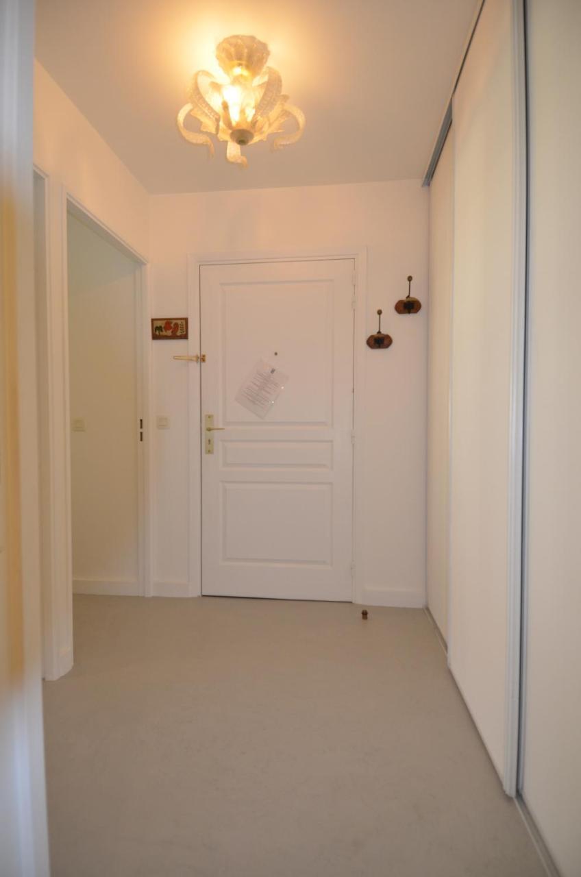 Appartement 3 Personnes Avec Coin Nuit Avec Terrasse Et Parking Quartier Du Port De Nice นีซ ภายนอก รูปภาพ
